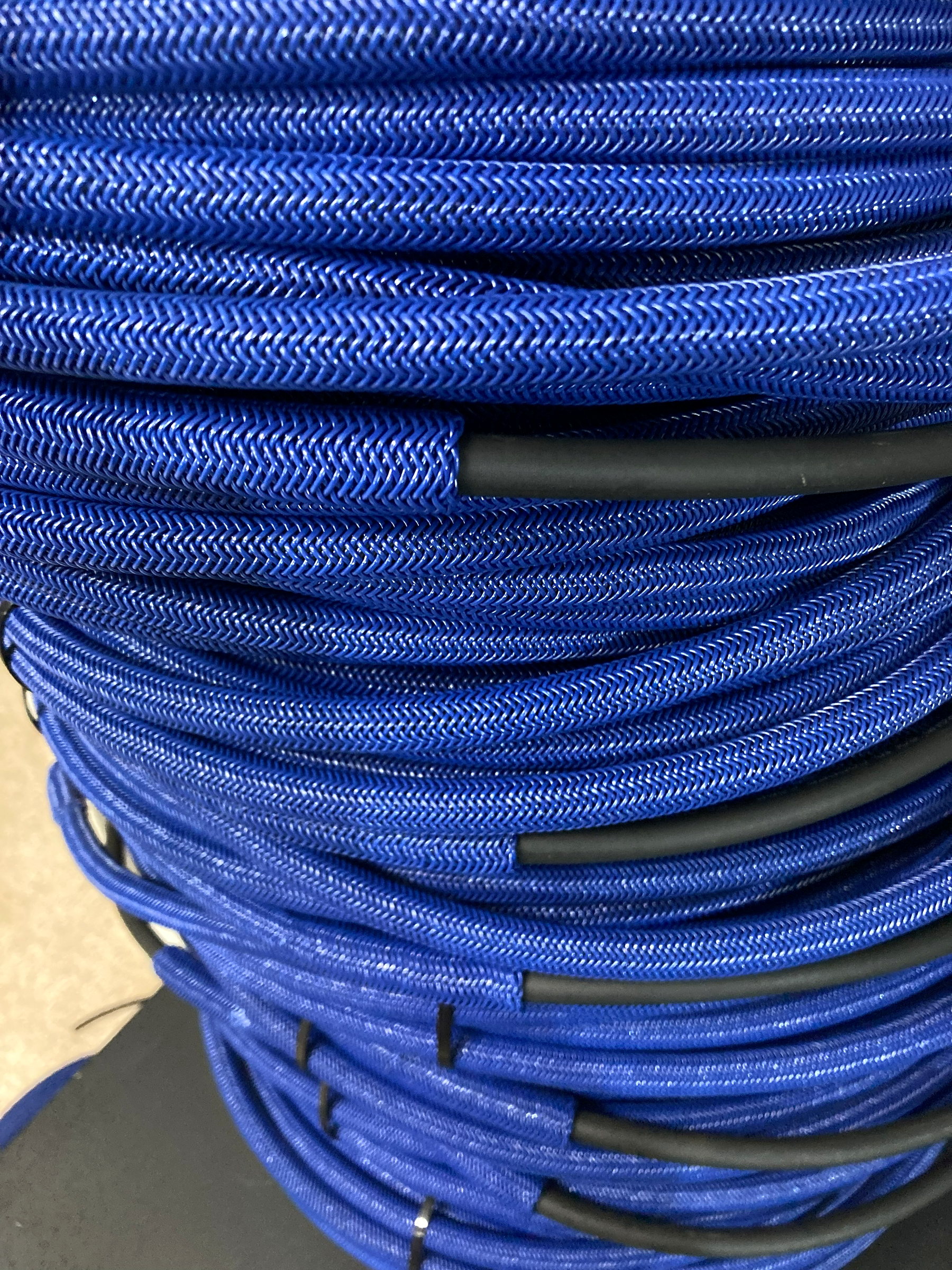 Braided harnesses on surface mining plant