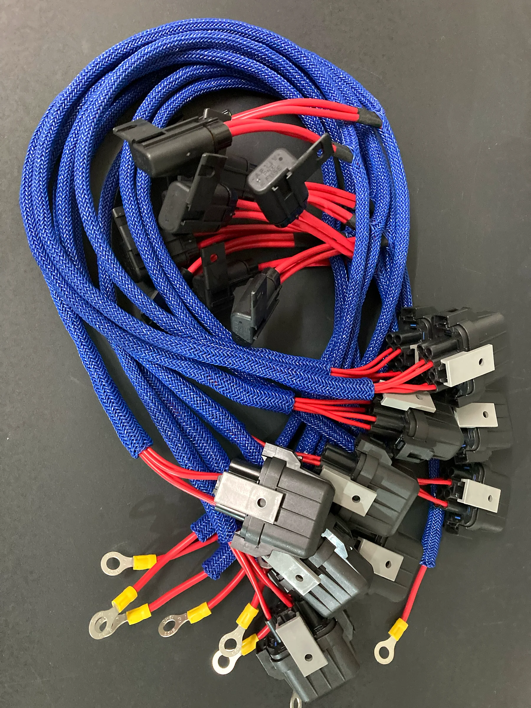 Emergency vehicle cable assembly